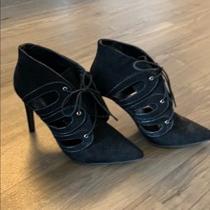 Gorgeous tie up heels